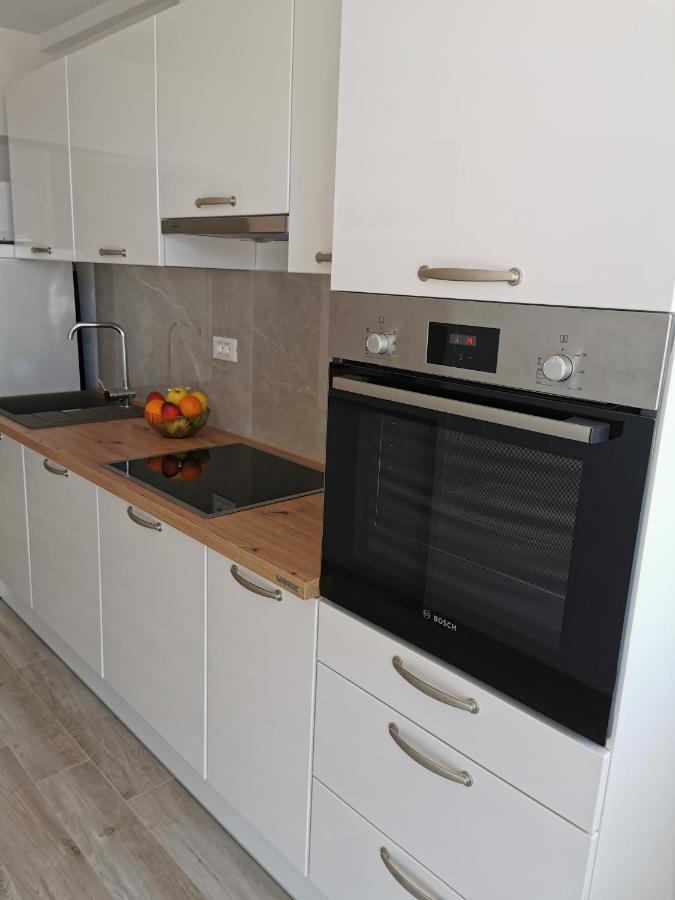 Apartman Adriatic Pavlinovic - ماكارسكا المظهر الخارجي الصورة